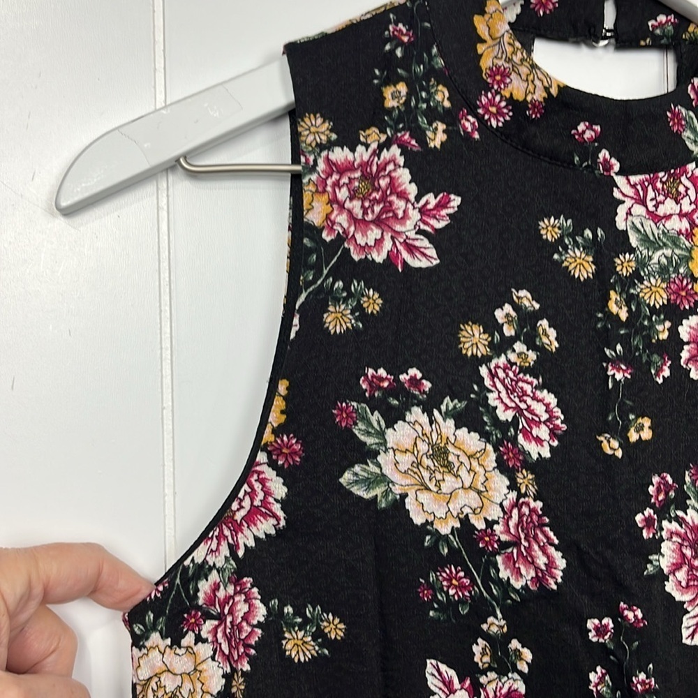 Love, Fire Womens Tunic/Mini XS Black White Floral Plaid Mixed Textures Keyhole - Picture 2 of 14